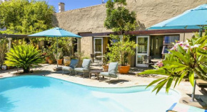 Rosedene Lodge - 24h solar with pool and garden